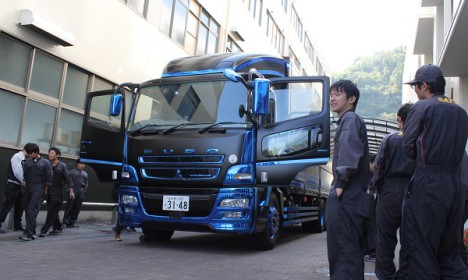 【SUPER GREAT Vがやってきた！】三菱ふそうトラック・バス様