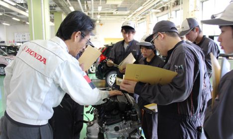 企業実習2日目の午前の様子です