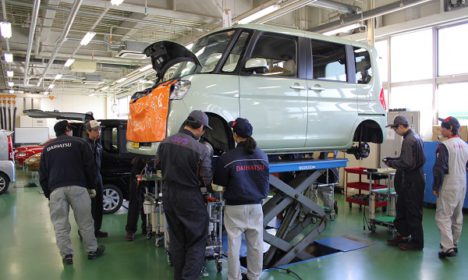 企業実習2日目午後の様子です