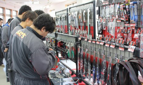 TONE様による工具販売が行われました。