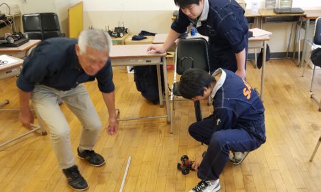 7/2 シャシ工学 旋回半径