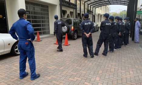 自動車誘導訓練