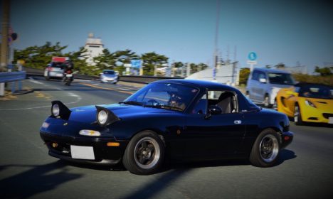 職員が愛して止まないクルマ２-1