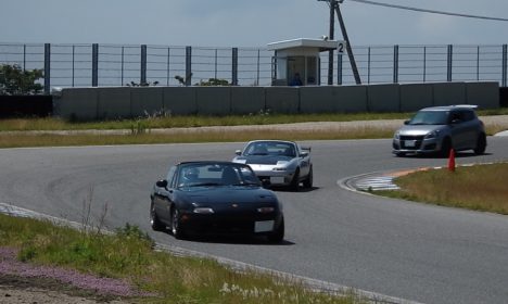 職員が愛して止まないクルマ２-２