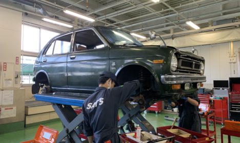 職員が愛して止まないクルマ４