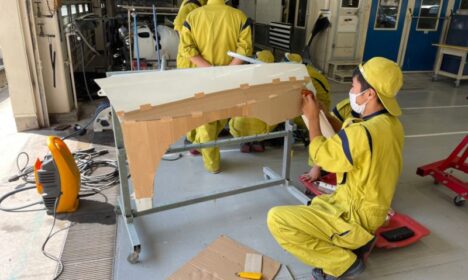 カスタムカー製作　４